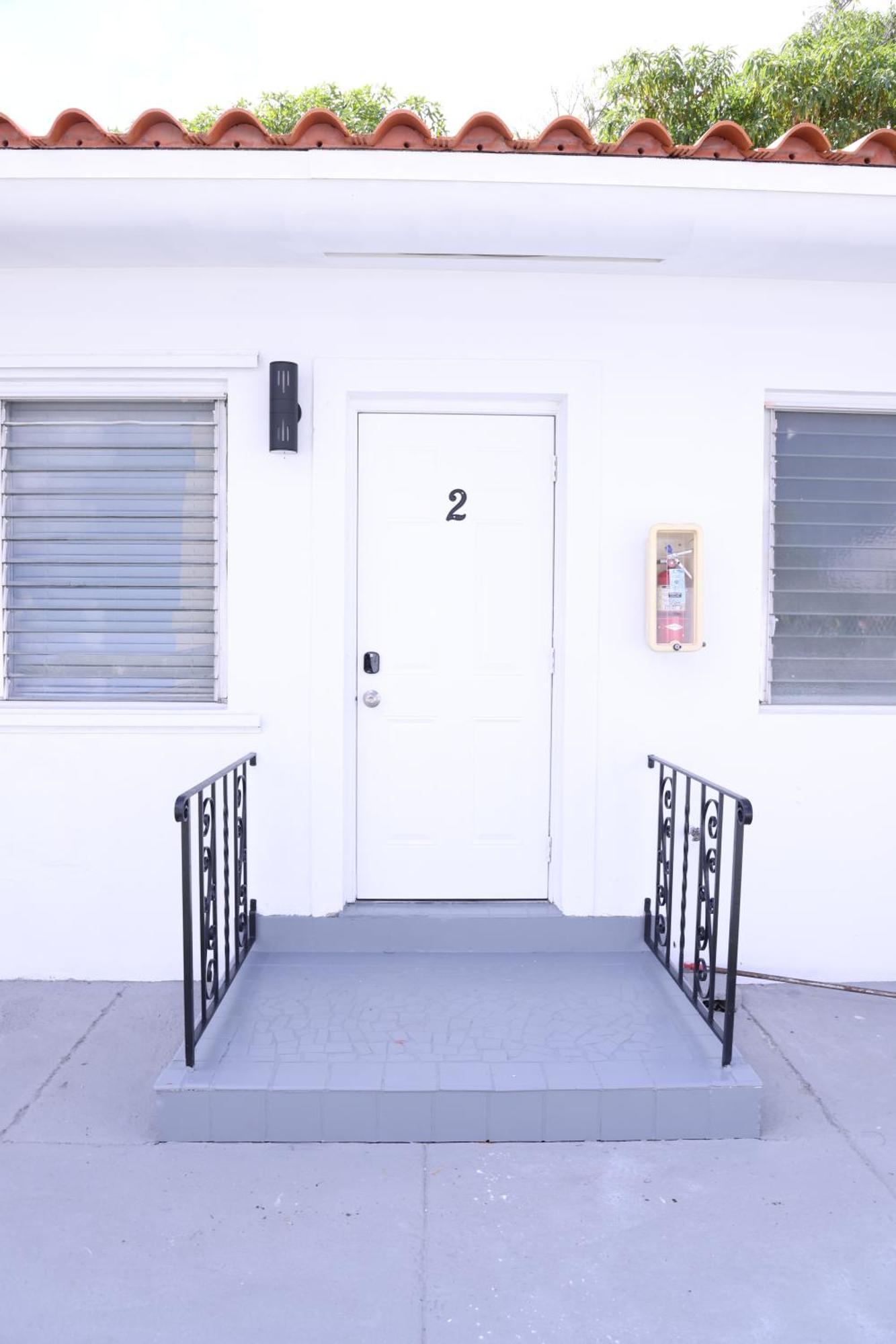 Douglas Rd Apartments Miami Esterno foto