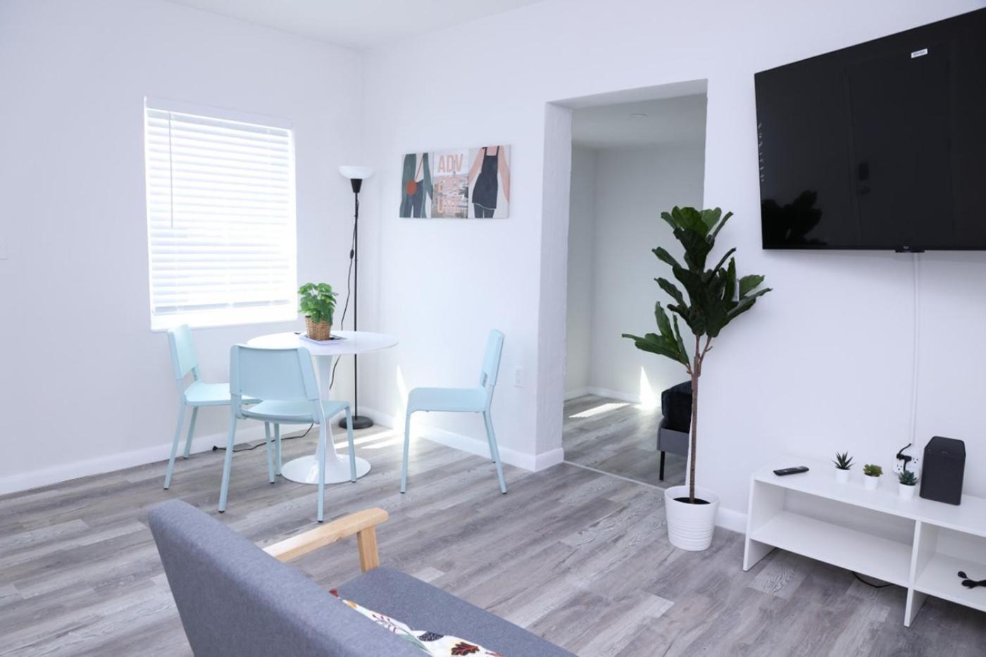 Douglas Rd Apartments Miami Esterno foto